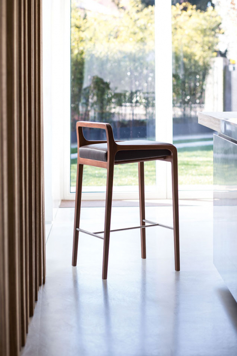 Scaun de bar cadru lemn stejar FUJI 2004 SG