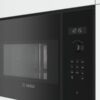 Cuptor cu microunde incorporabil Bosch Serie 6 BFL554MB0, 25 l, 900 W, AutoPilot7, 5 trepte de putere, LCD, TouchControl si buton retractabil, usa cu deschidere laterala (stânga), interior inox, sticla neagra