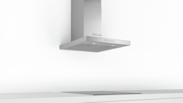 Hotă semineu dreaptă Bosch Serie 6 DWB67CM50, Capacitate 671 m³/h (intensiv, mod evacuare), 3 viteze + intensiv, TouchControl, Filtru metalic lavabil, 60 cm, Inox