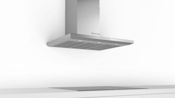 Hotă semineu dreaptă Bosch Serie 6 DWB97LM50, Capacitate 697 m³/h (intensiv, mod evacuare), 3 viteze + intensiv, TouchControl, Filtru metalic lavabil, 90 cm, Inox