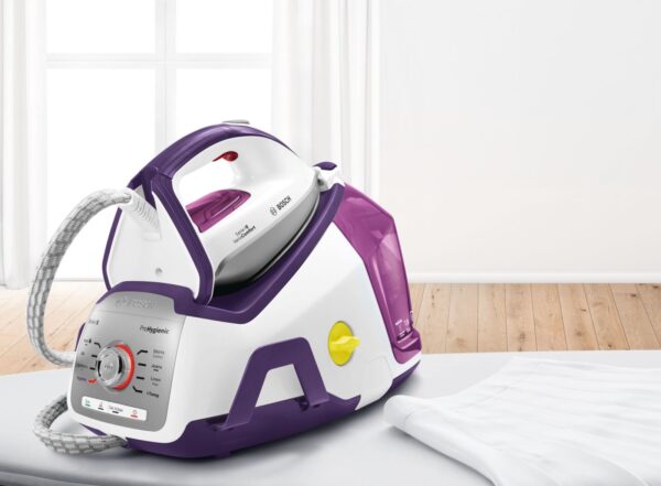 Statie de calcat Bosch ProHygienic TDS8040, 2400 W, Ceranium Glissée Pro, 7 bar, HygienicSteam, i-Temp, 120 g/ min, 3 jeturi de abur max 500 g, 1,8 lt, Calc'c clean Perfect (timer si sistem colector), culori: alb / /mov / argintiu